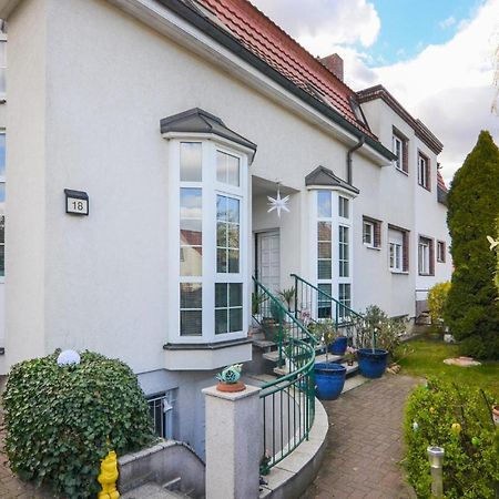 2 Bedroom Lovely Home In Berlin Kültér fotó